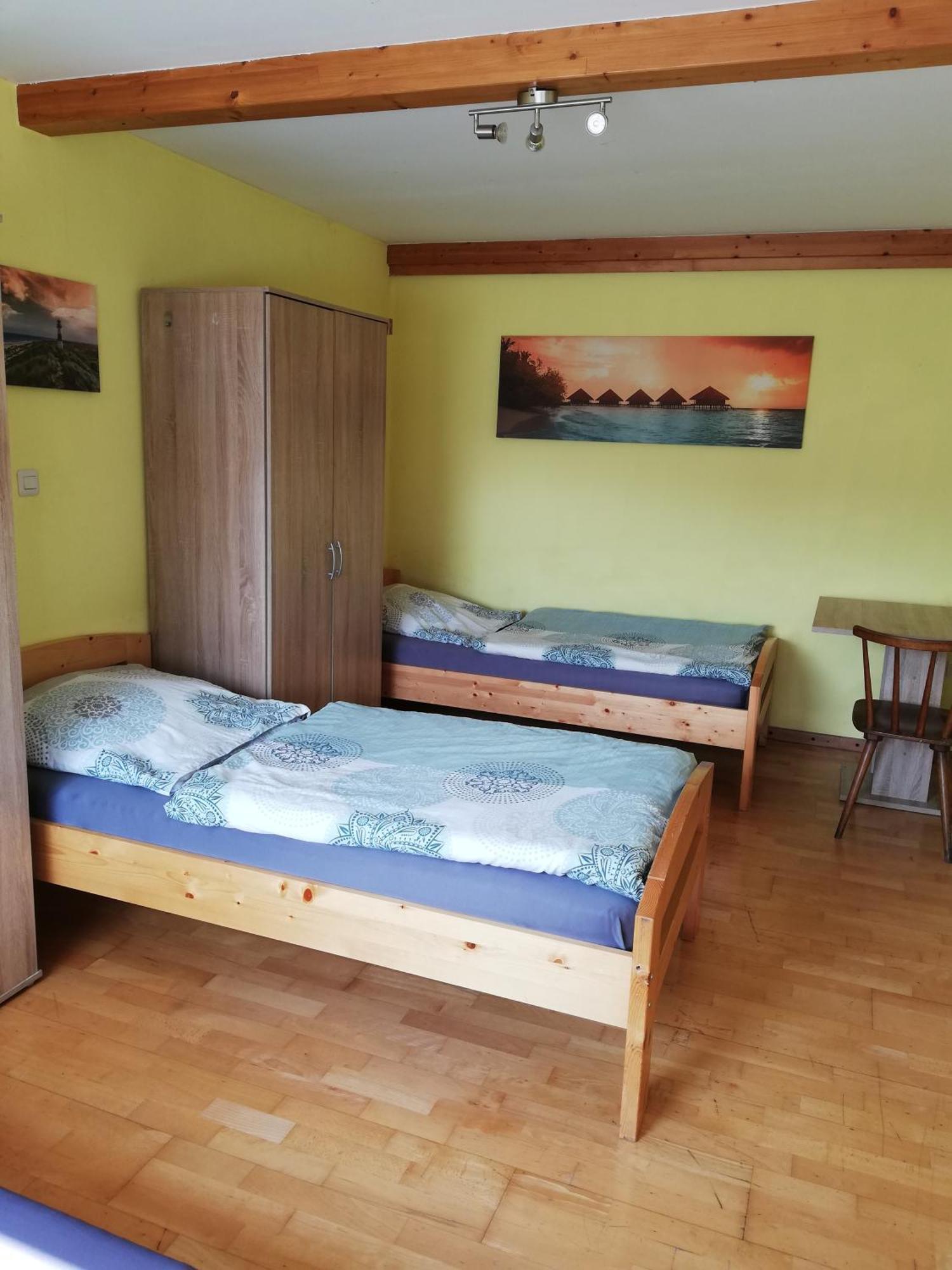 Wohnung Fuer Arbeiter Und Monteure Bis 6 Personen Amberg Exterior photo